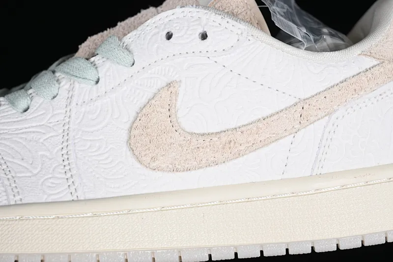 All categories Air Jordan Jordan series basketball shoes Air Jordan 1 Low Z version CP3 x Air Jordan 1 AJ1 Joe 1 embossed white low-top cultural casual sneakers FZ0455-200